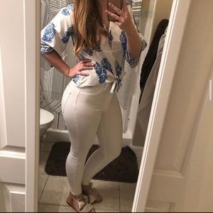 American Eagle White Hi Rise Jeggings